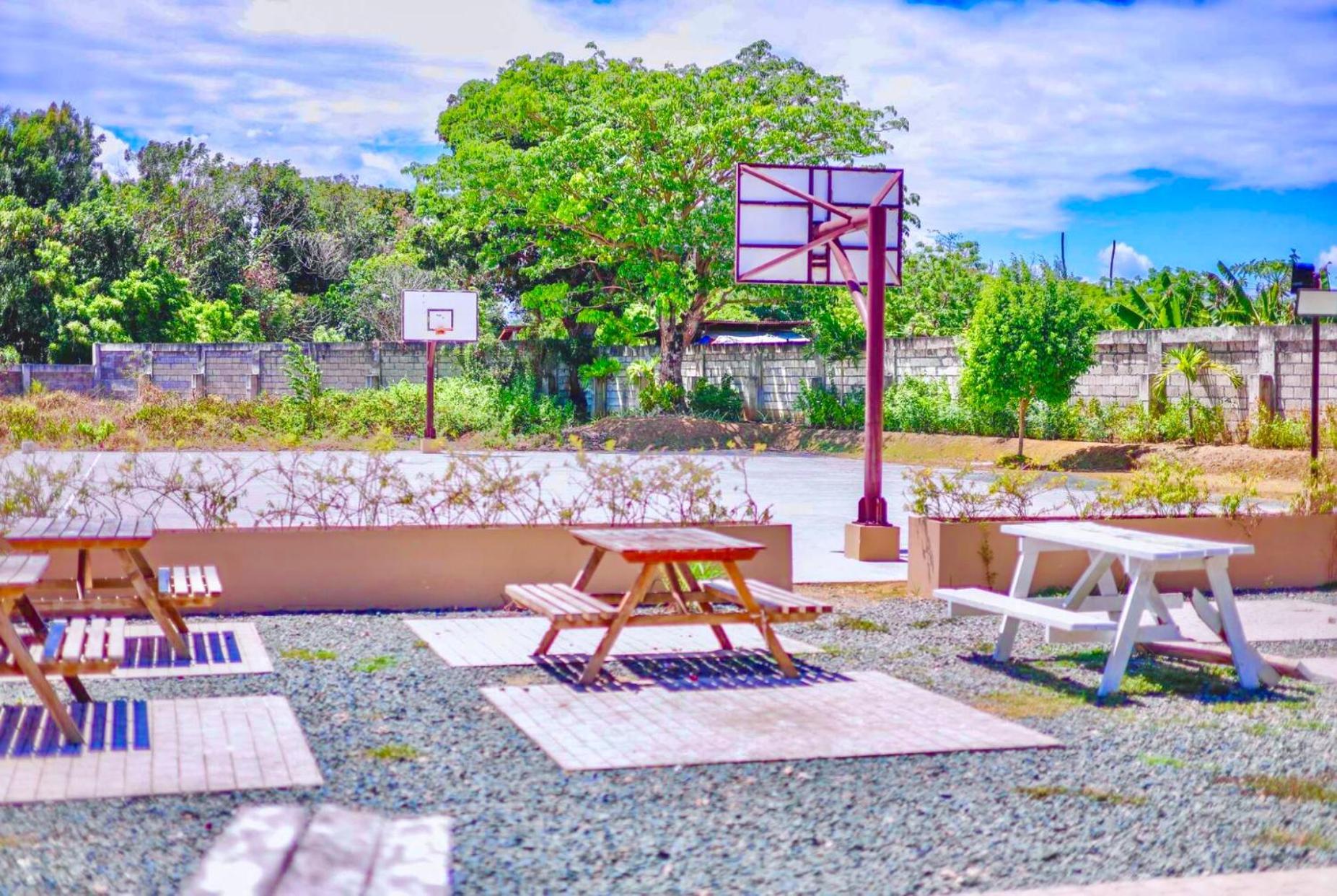 Cozy Condo Near Airport With Pool And Ocean View Suba Basbas Exteriör bild